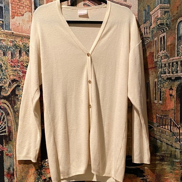 Vintage Bobbie Brooks Cream Cardigan and Separate Black Shaw - Picture 4 of 7